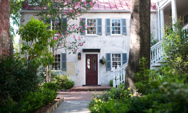 Boutique luxury amid Charleston's historic garden settings.